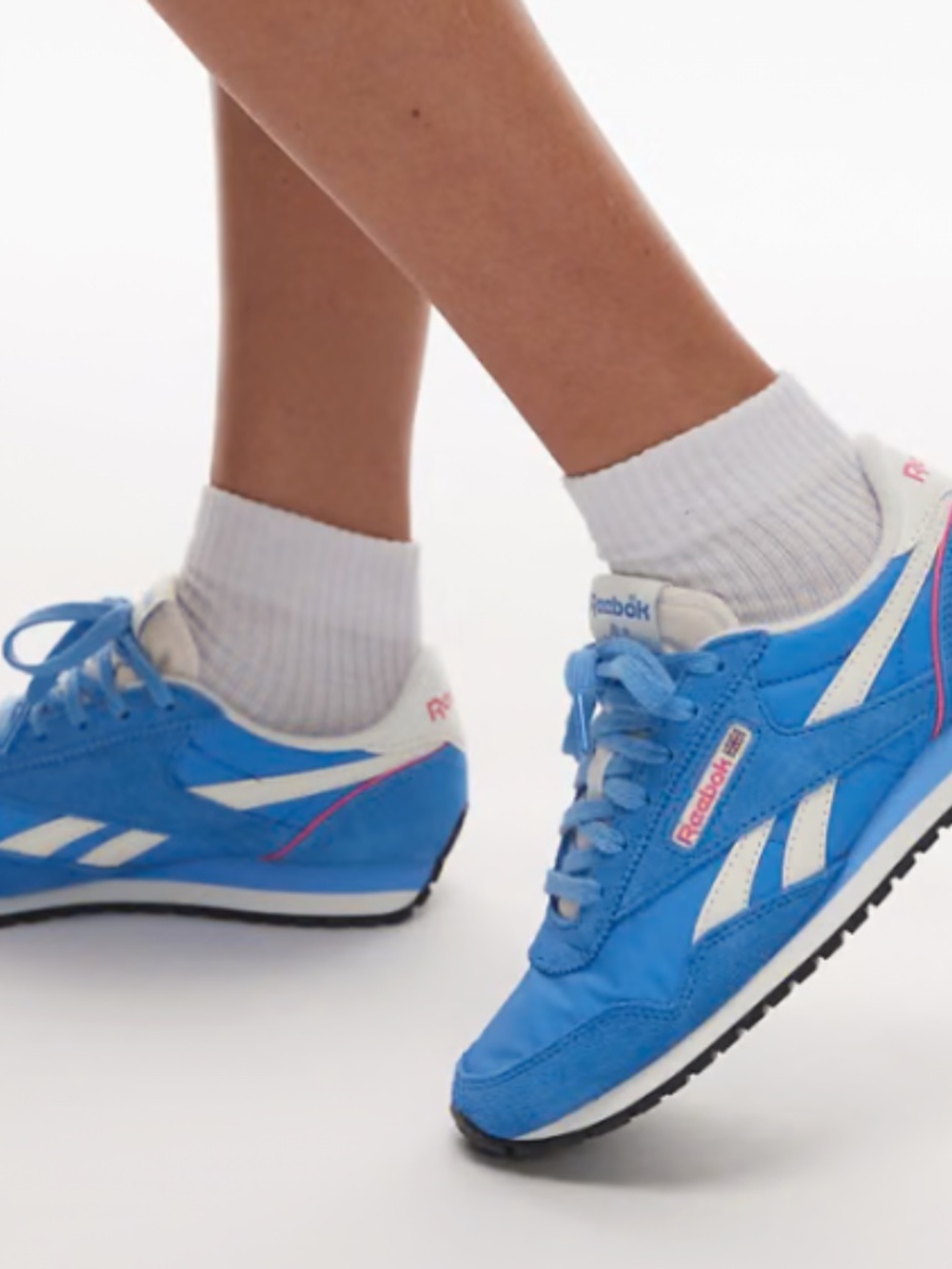 Reebok Classic AZ Women's Size 9.5 Blue White Pink Retro Running Sneakers